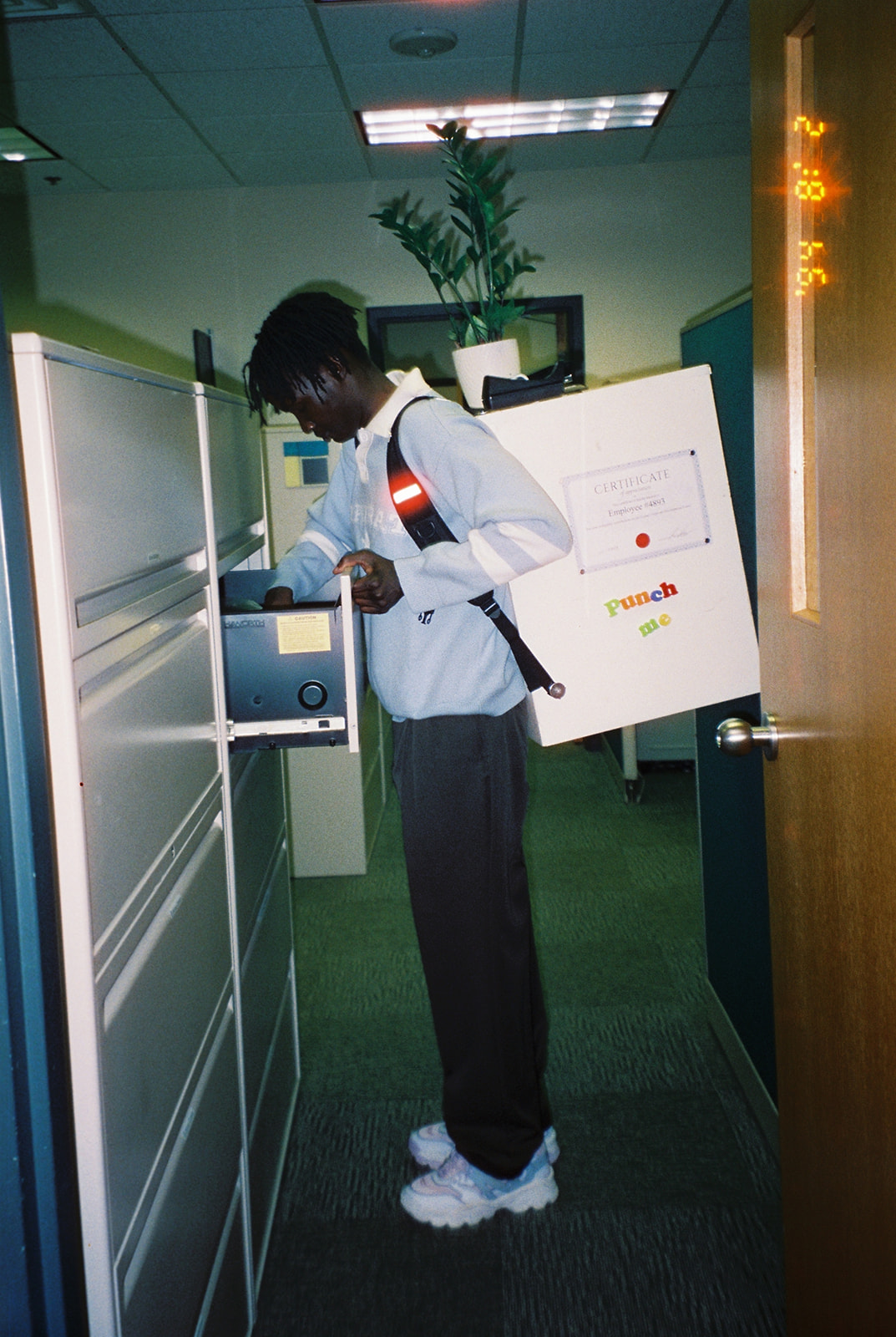 THE INTERN - Image 1